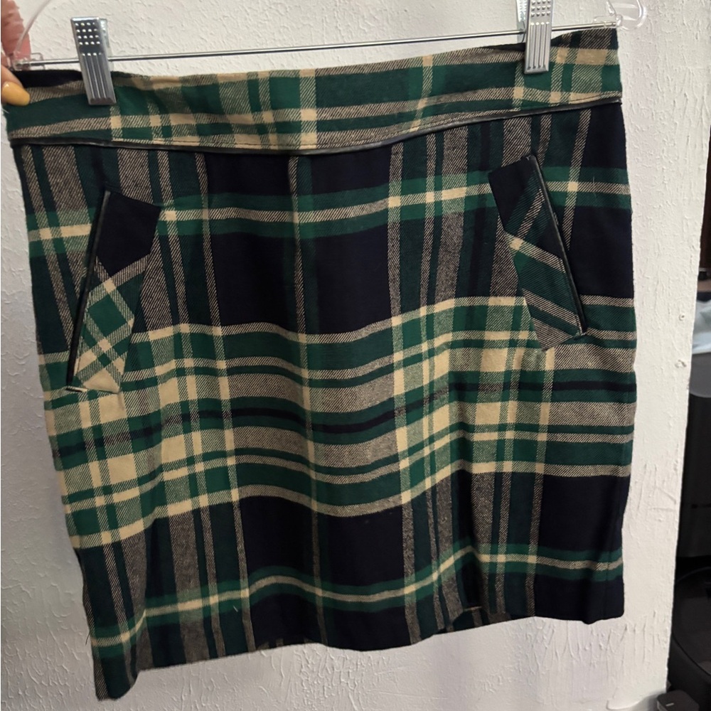 Tommy Hilfiger Green and Black Plaid Pencil Skirt